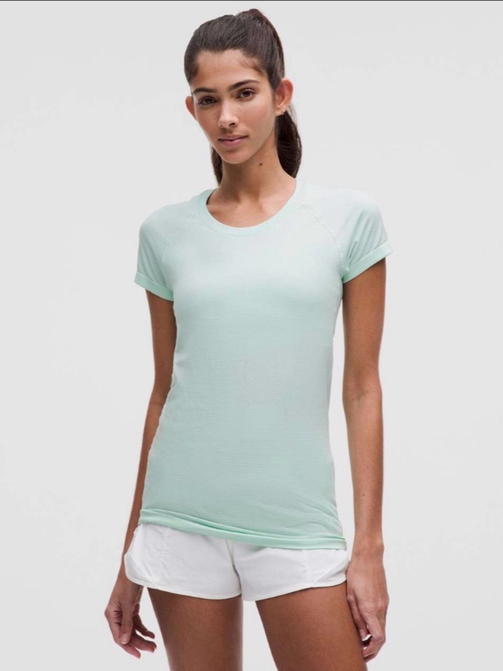 lululemon athletica Seamist 3 PIECE SET Swiftly tank, Short sleeve and Hotty Hot